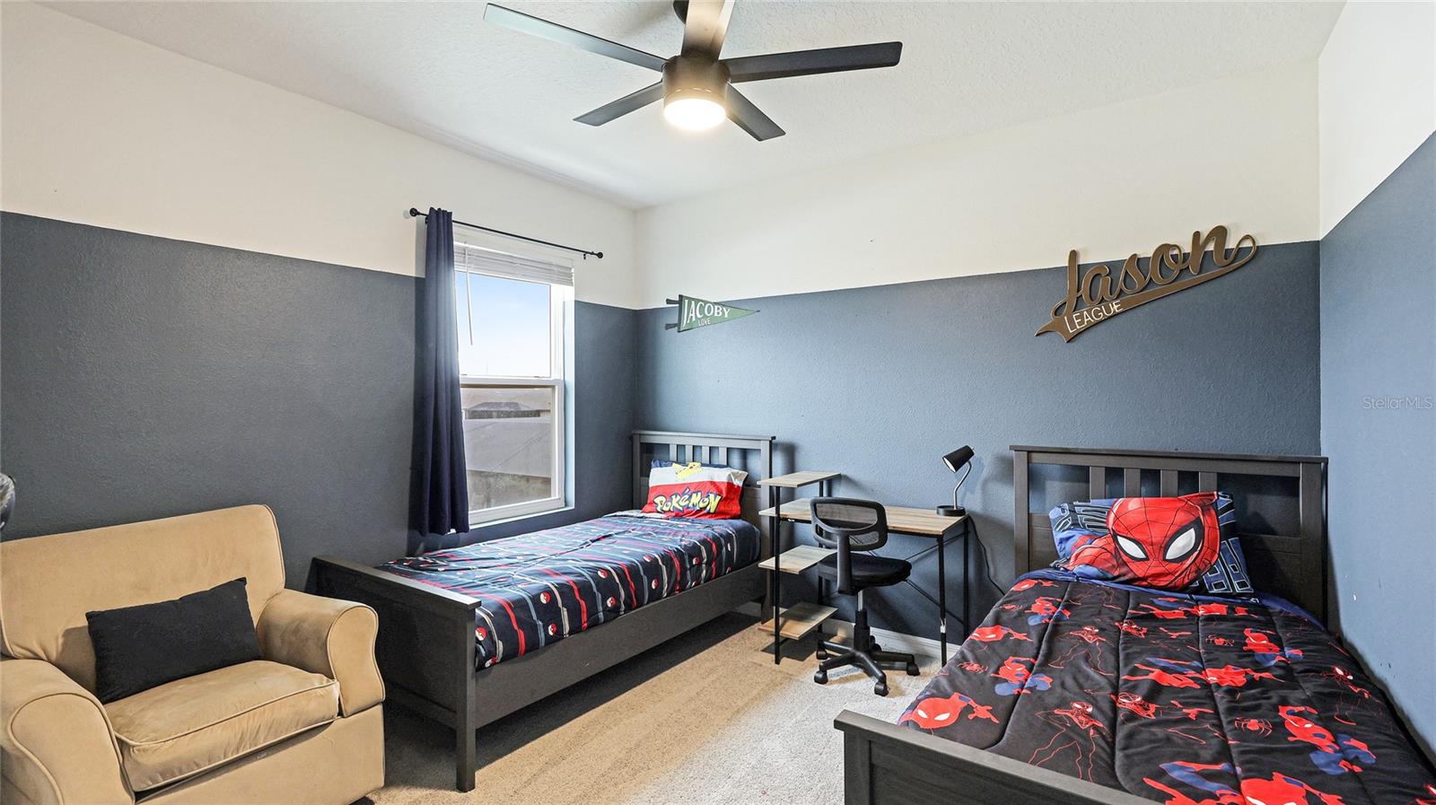Image 47 of 67 For 2118 Grand Flora Trail