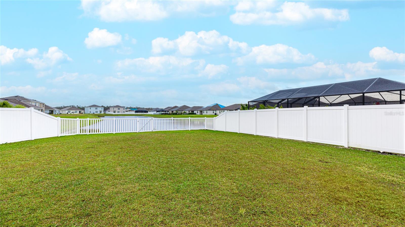 Image 54 of 67 For 2118 Grand Flora Trail