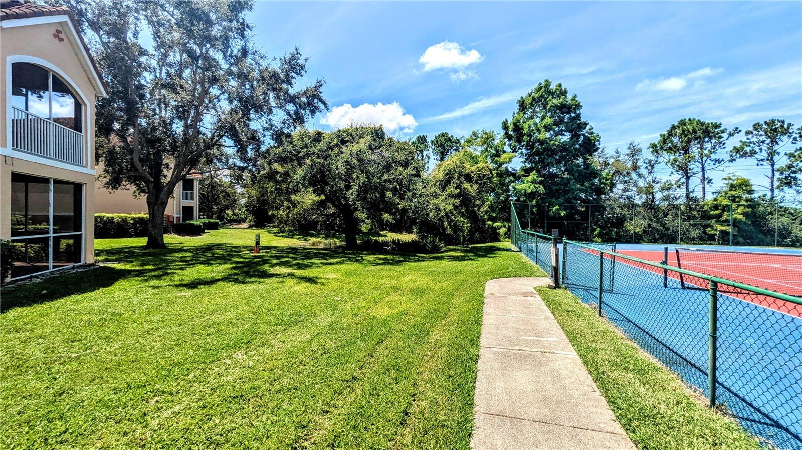 Image 47 of 66 For 4126 Central Sarasota Parkway 2011