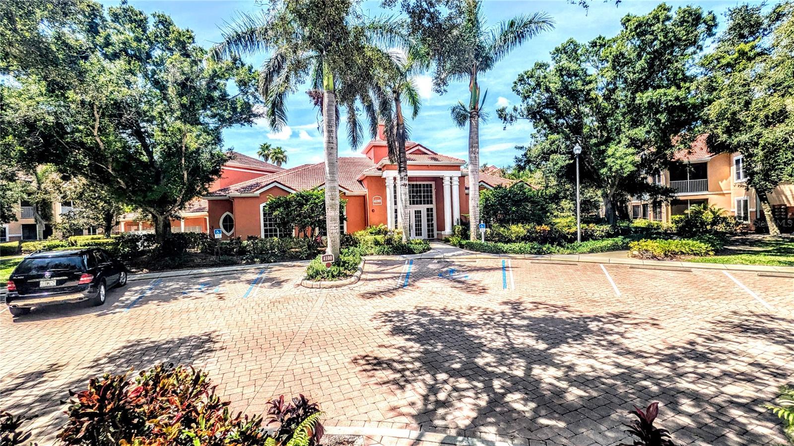 Image 48 of 66 For 4126 Central Sarasota Parkway 2011