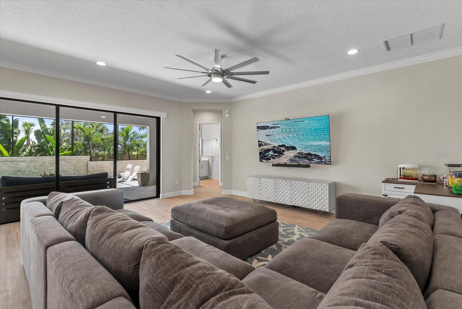 Image 18 of 61 For 8206 Rushton Place