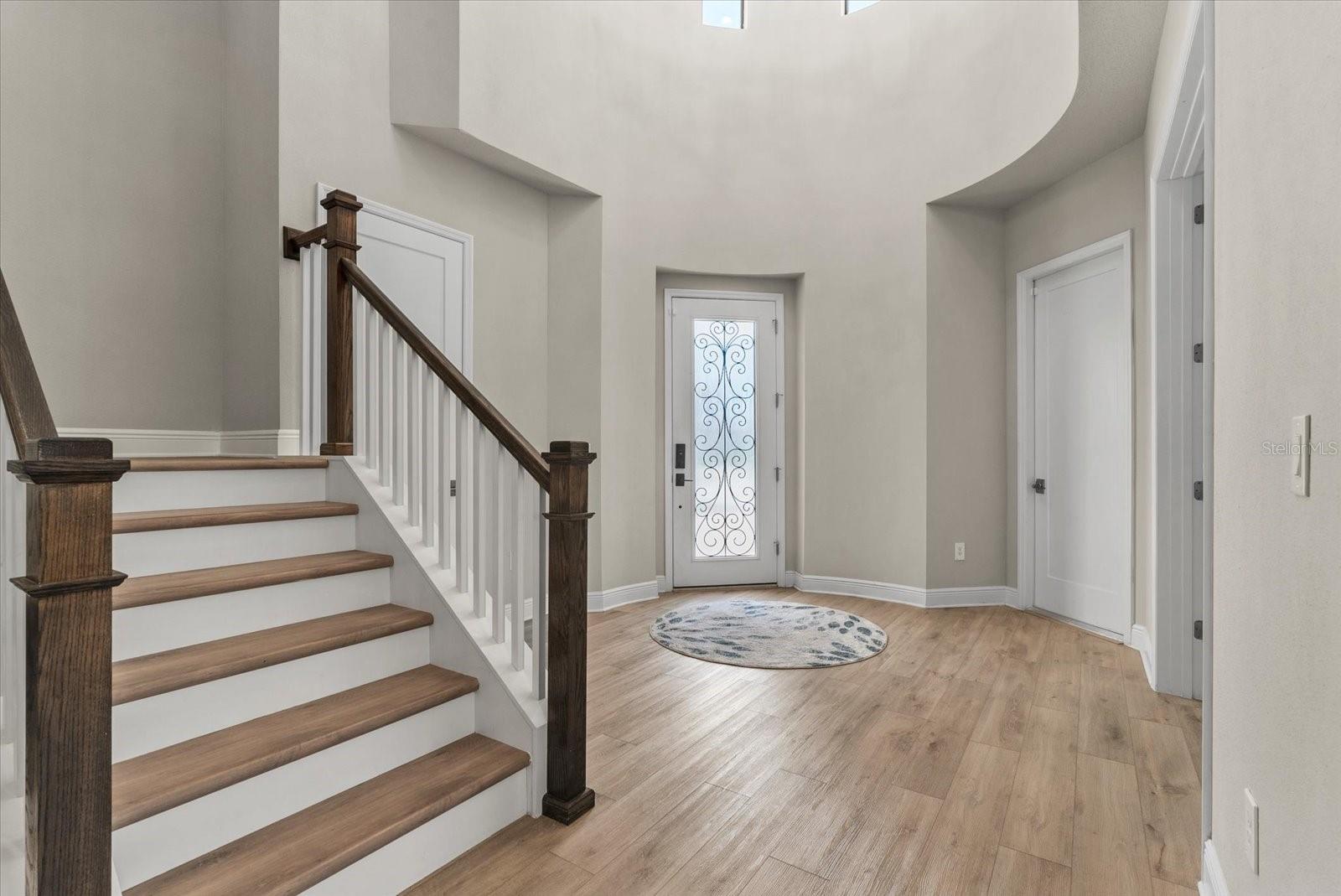 Image 4 of 61 For 8206 Rushton Place