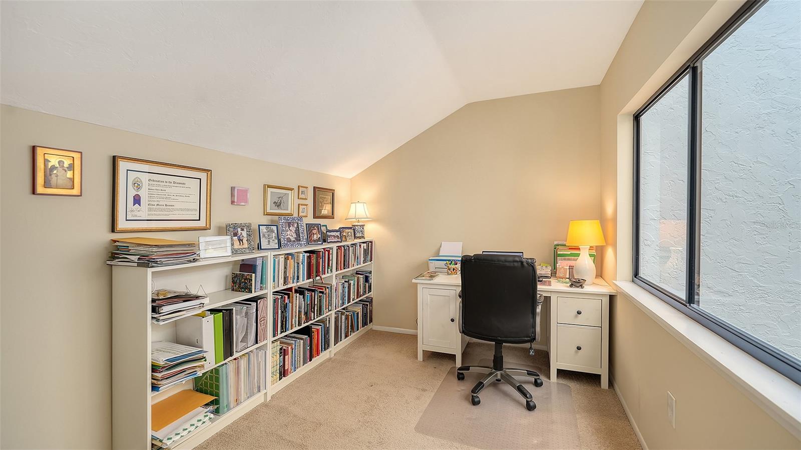 Image 14 of 31 For 4983 Greencroft Road 181