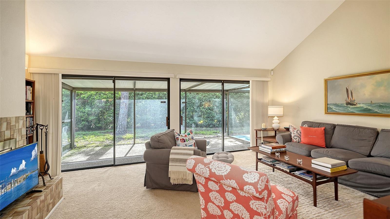 Image 2 of 31 For 4983 Greencroft Road 181