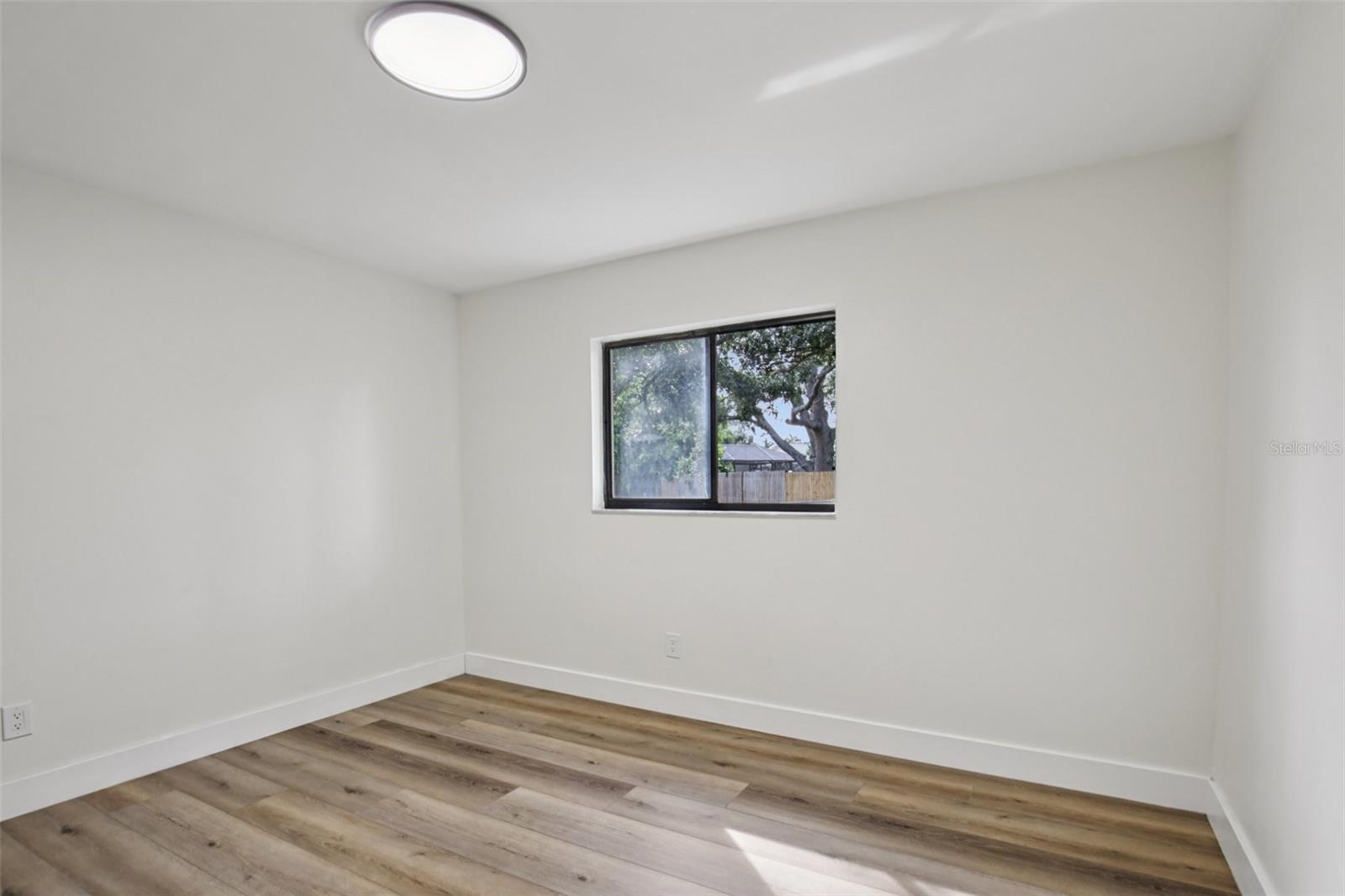Image 12 of 15 For 4708 36th Avenue W