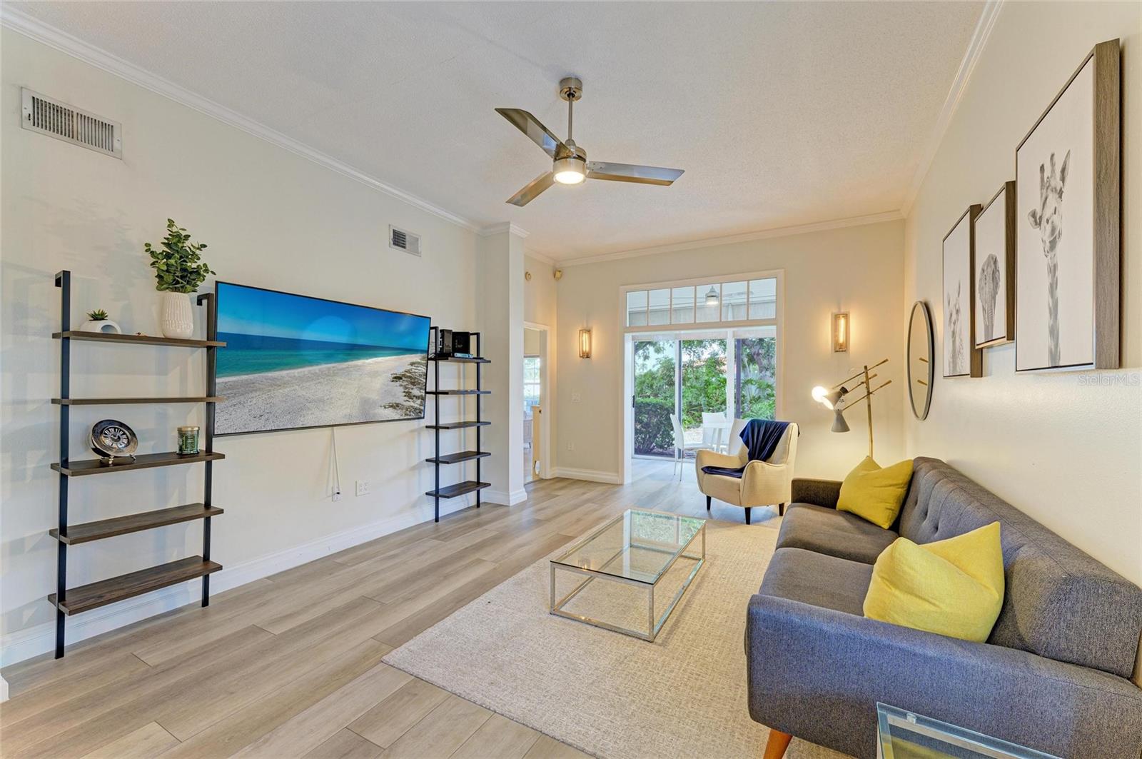 Image 18 of 49 For 3605 54th Drive W 101