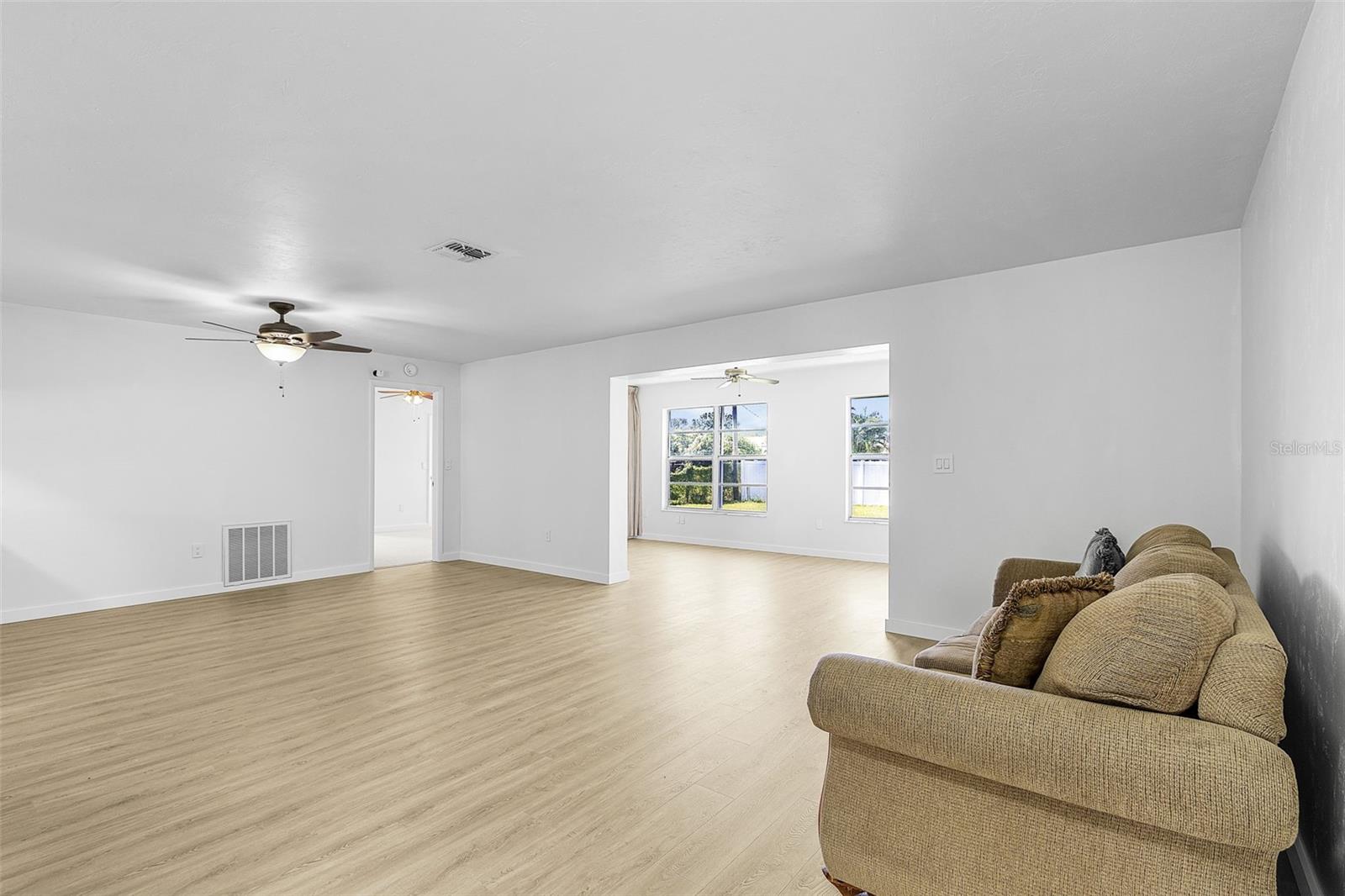 Image 5 of 29 For 27055 Safe Haven Lane