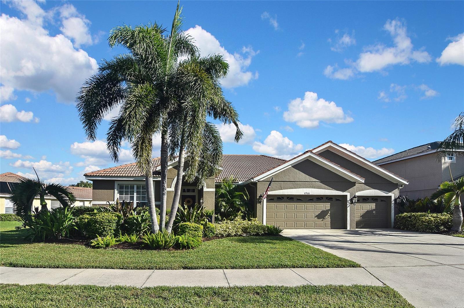 Details for 1711 Pinyon Pine Drive, SARASOTA, FL 34240