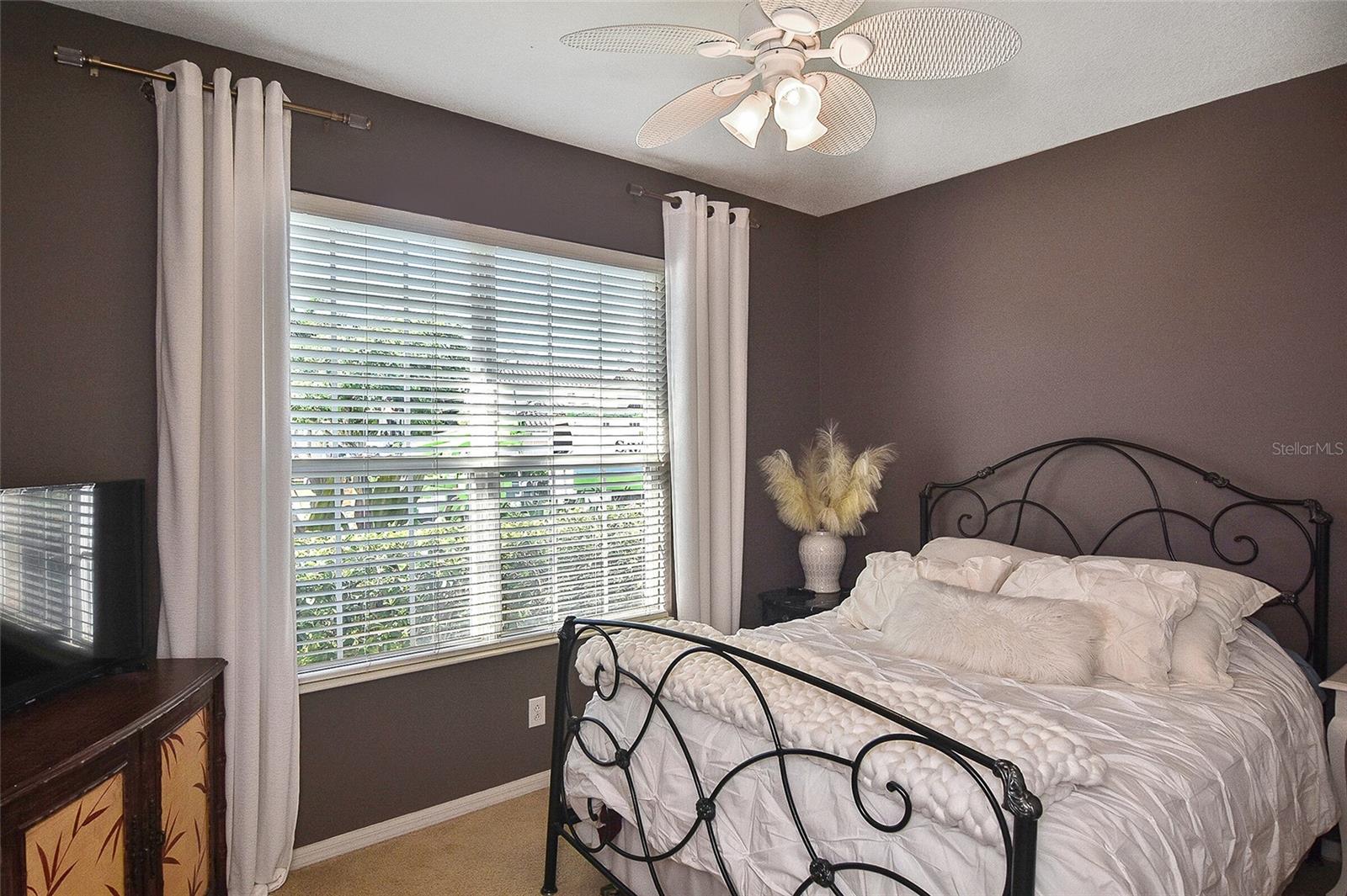 Image 11 of 65 For 1711 Pinyon Pine Drive