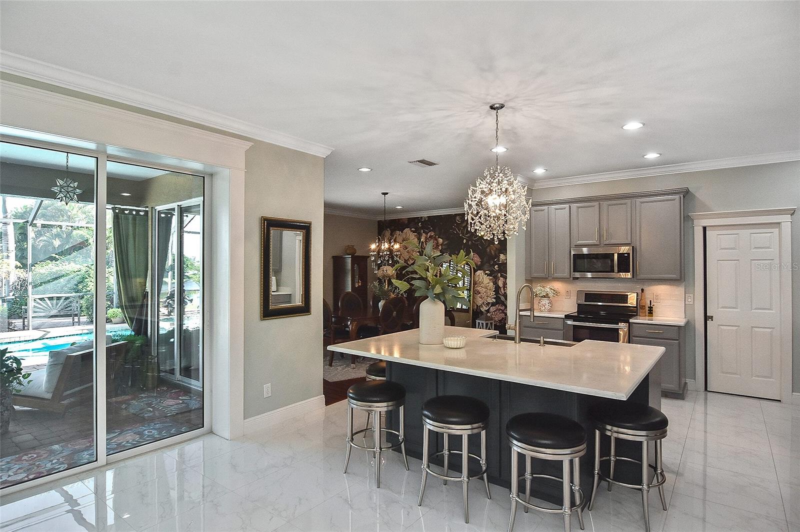 Image 36 of 65 For 1711 Pinyon Pine Drive