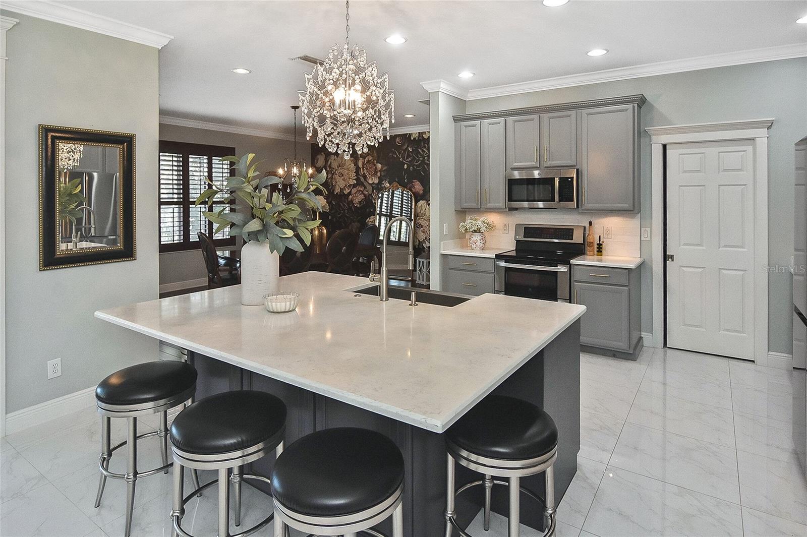 Image 42 of 65 For 1711 Pinyon Pine Drive