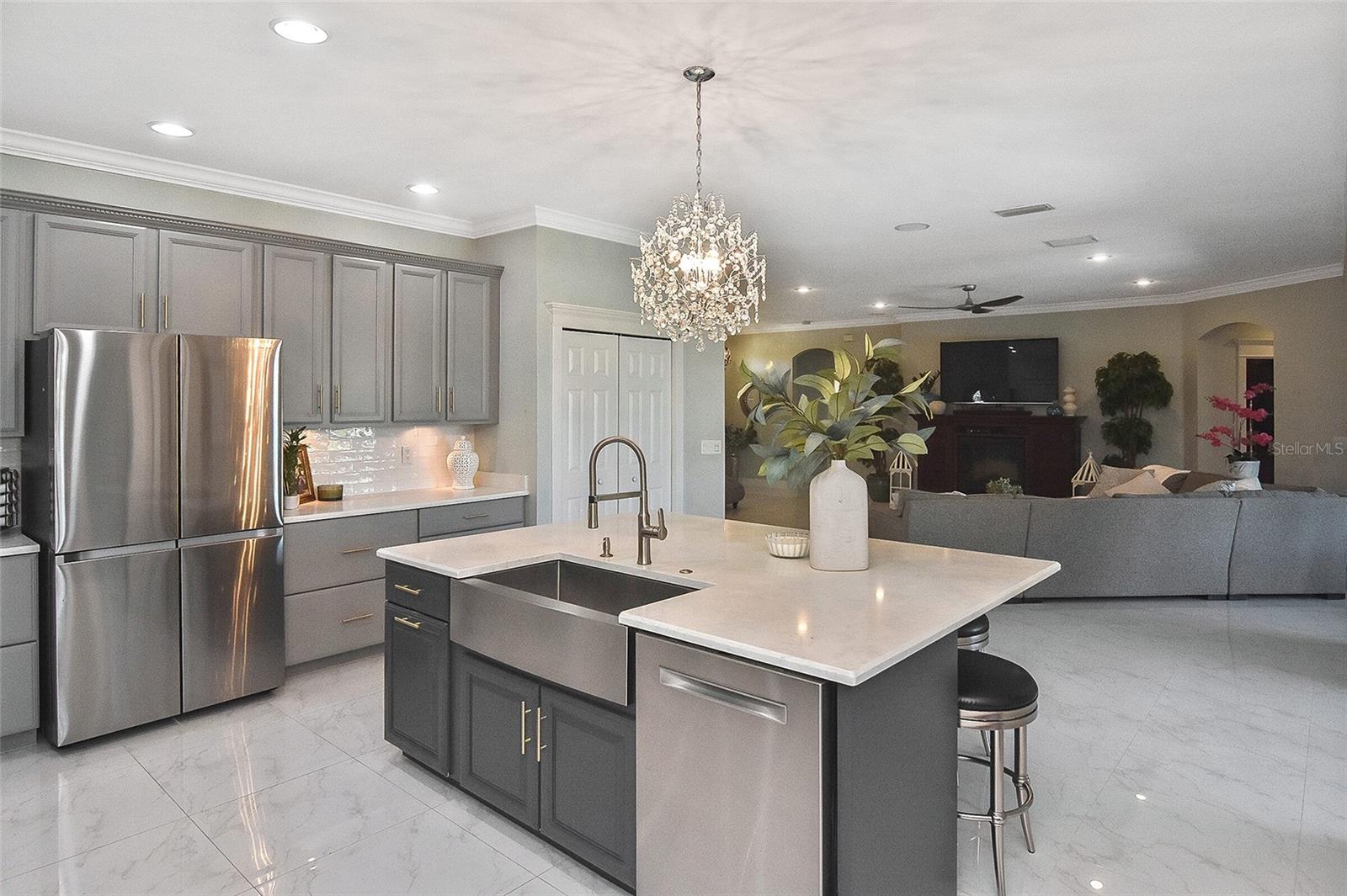 Image 43 of 65 For 1711 Pinyon Pine Drive