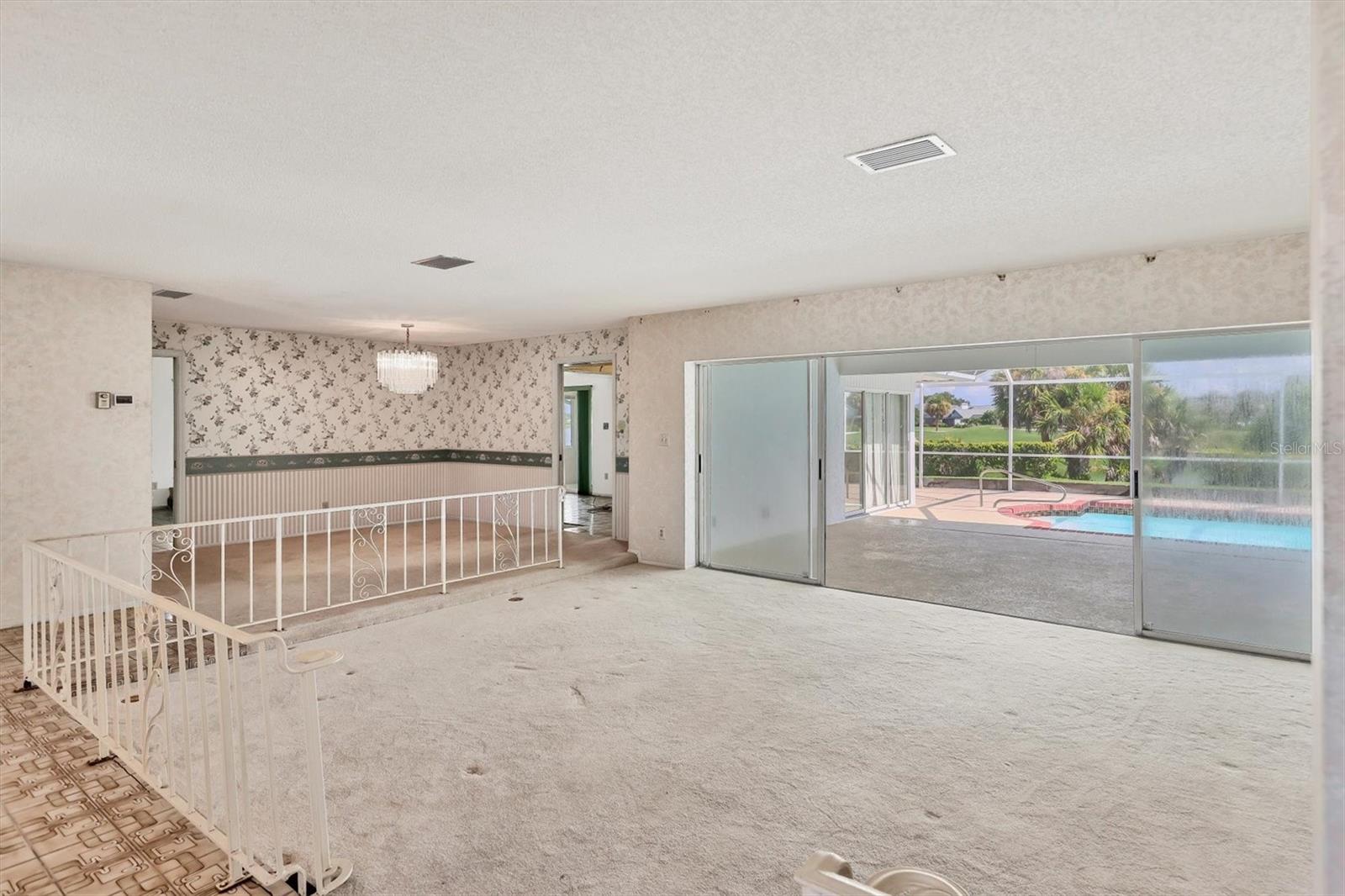 Image 4 of 34 For 3785 Torrey Pines Boulevard