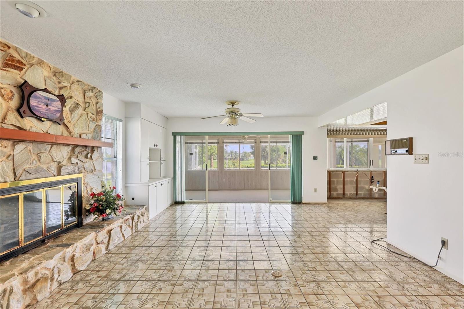 Image 6 of 34 For 3785 Torrey Pines Boulevard