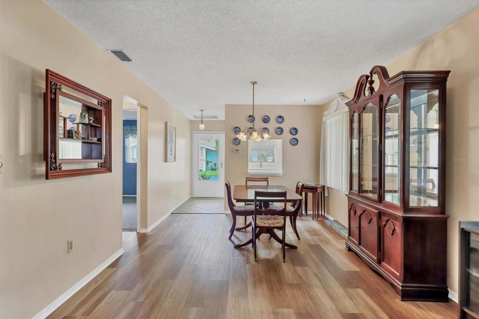 Image 11 of 30 For 6024 Hibiscus Drive
