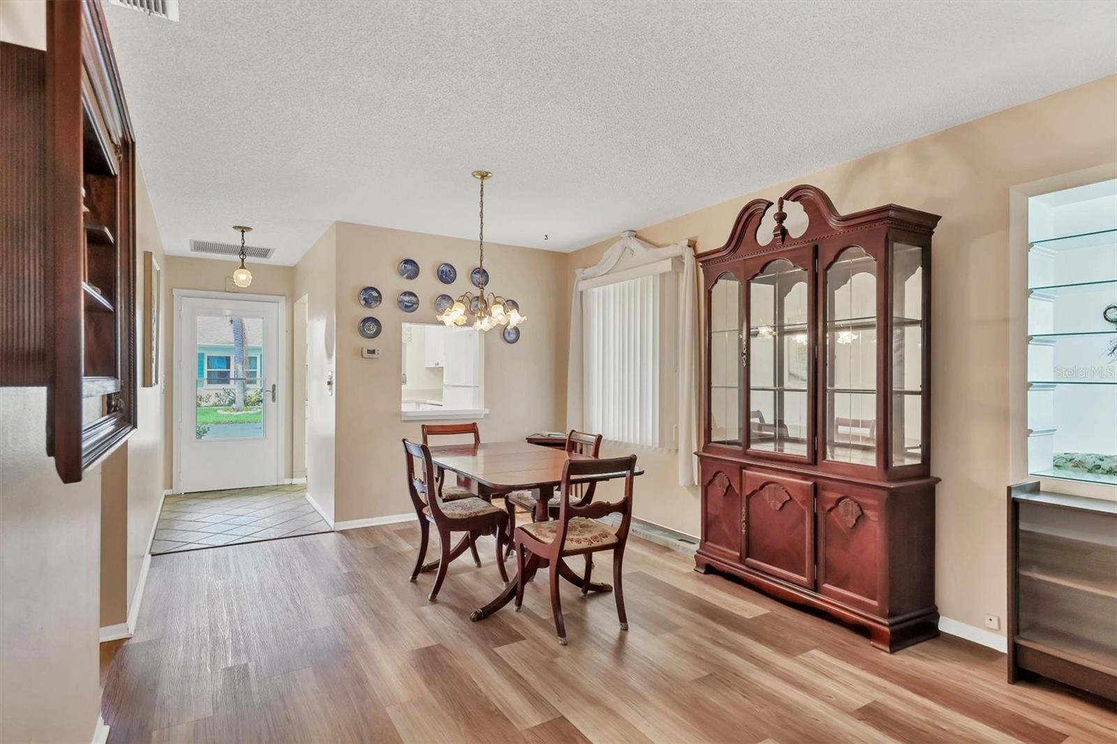 Image 12 of 30 For 6024 Hibiscus Drive