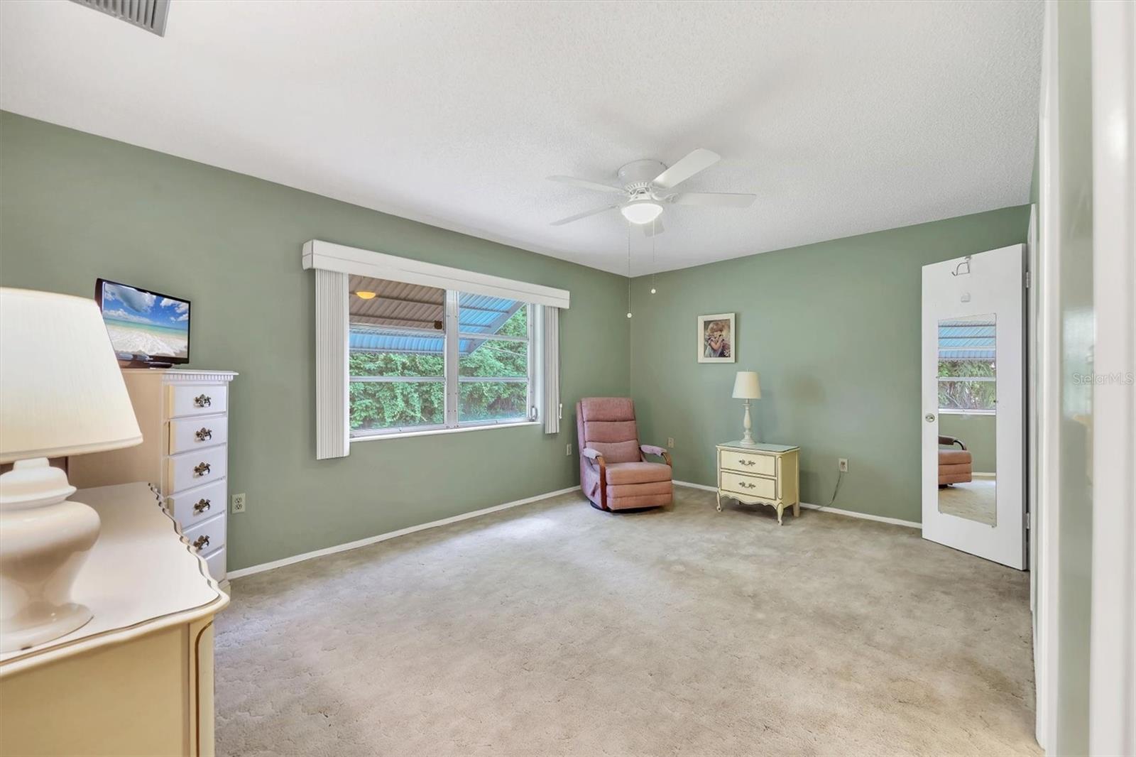 Image 14 of 30 For 6024 Hibiscus Drive