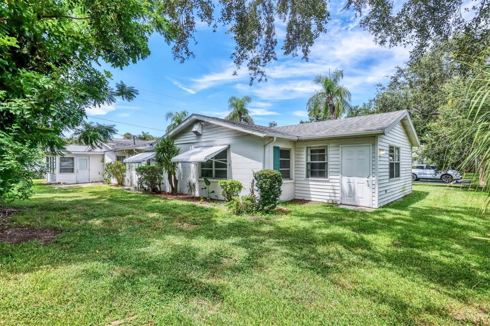 Image 23 of 30 For 6024 Hibiscus Drive