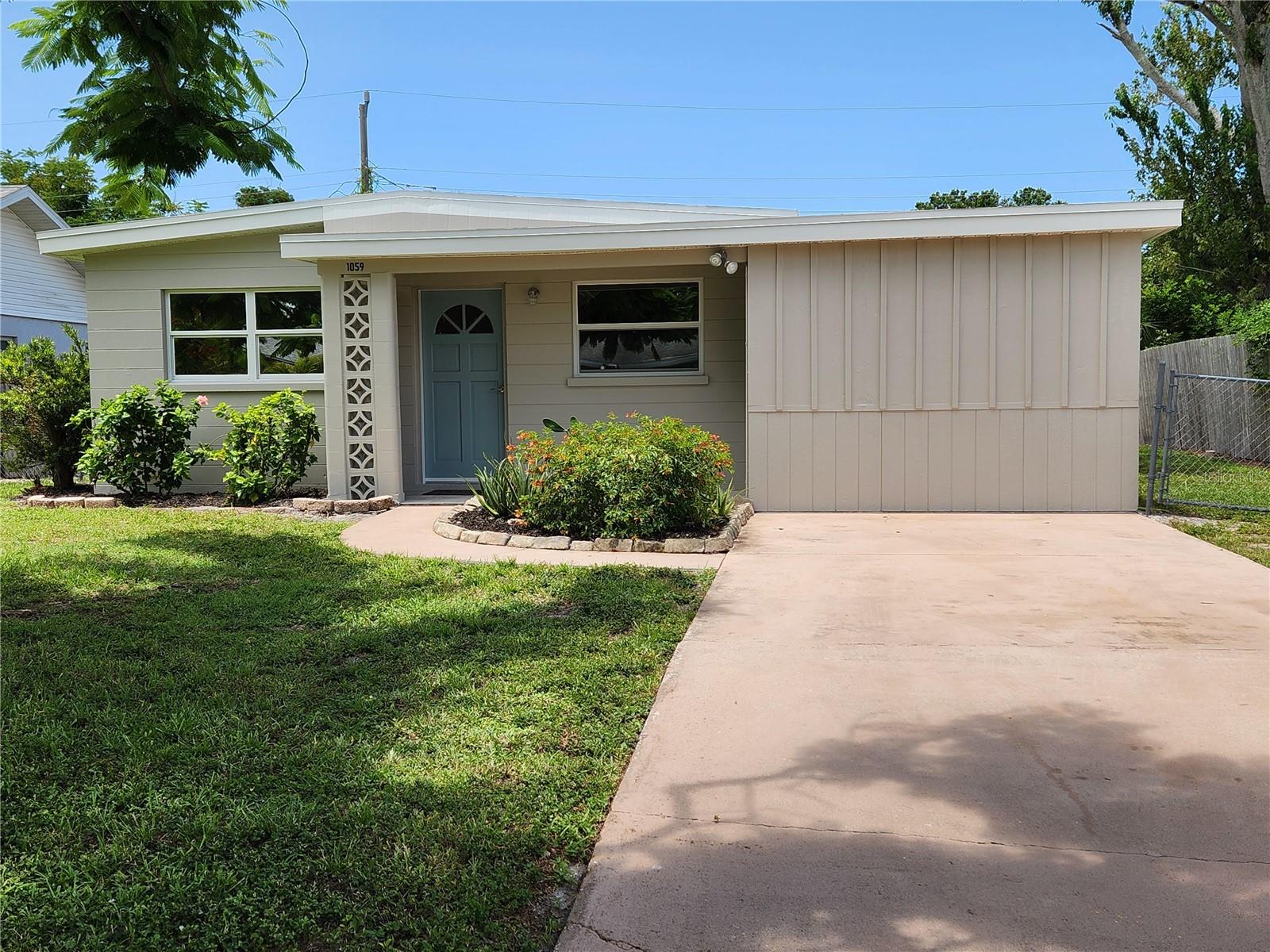 Details for 1059 Lillian Street, VENICE, FL 34285