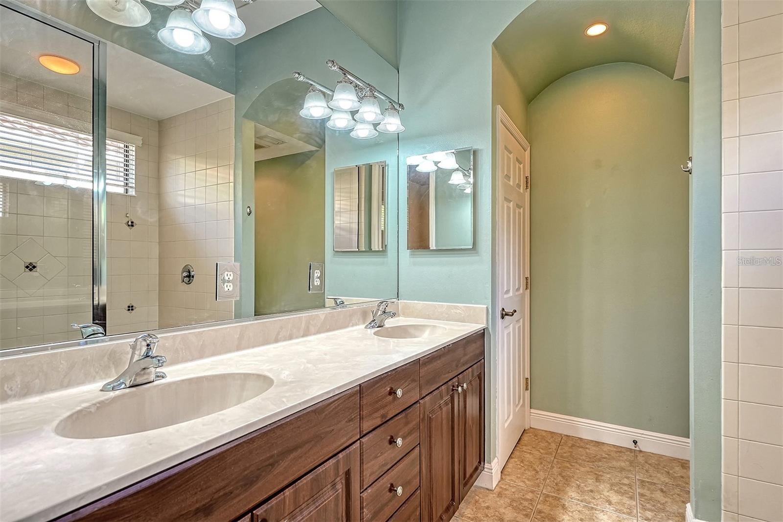 Image 21 of 42 For 11409 Hawick Place