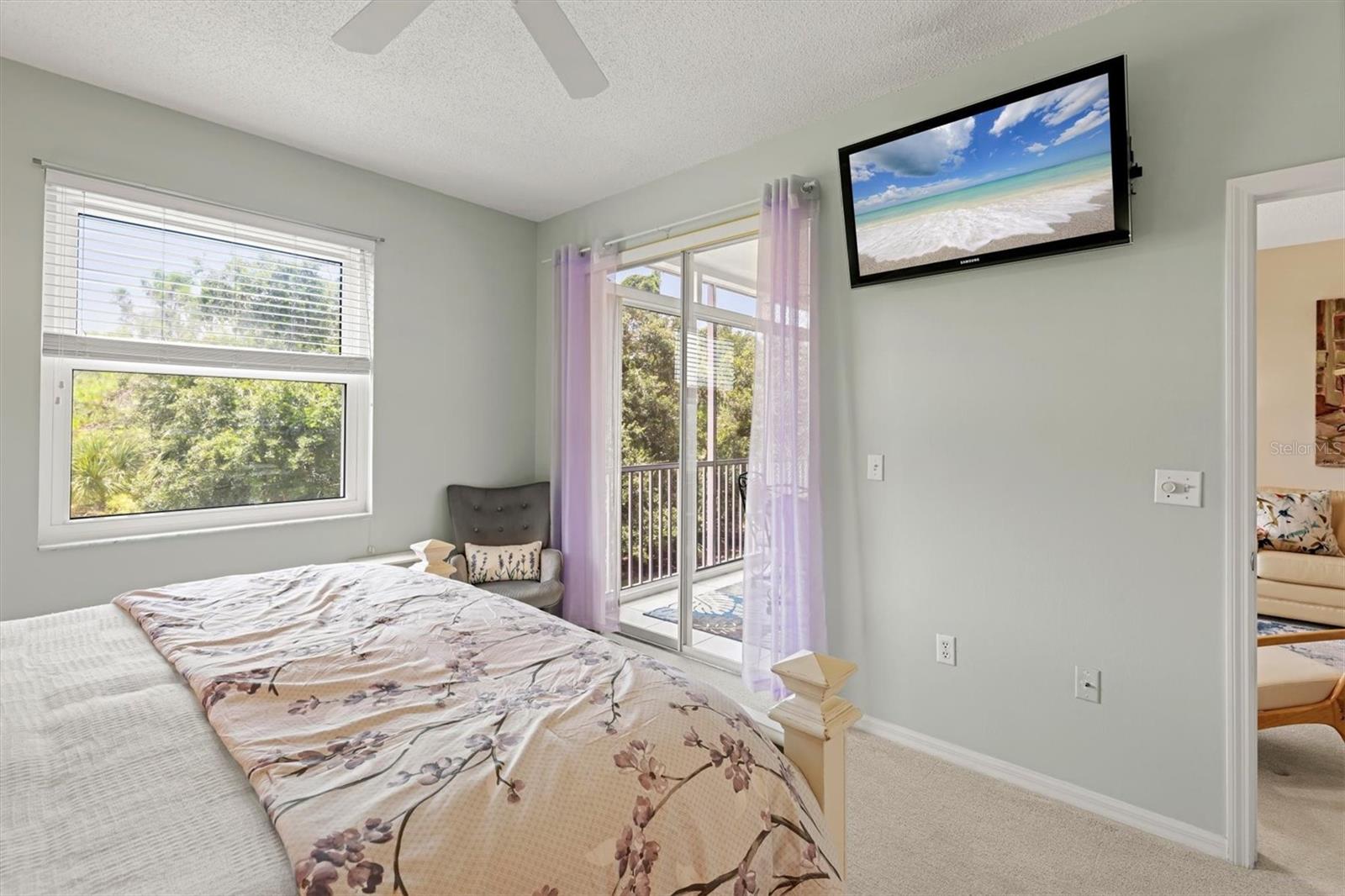 Image 21 of 71 For 8750 Olde Hickory Avenue 9209