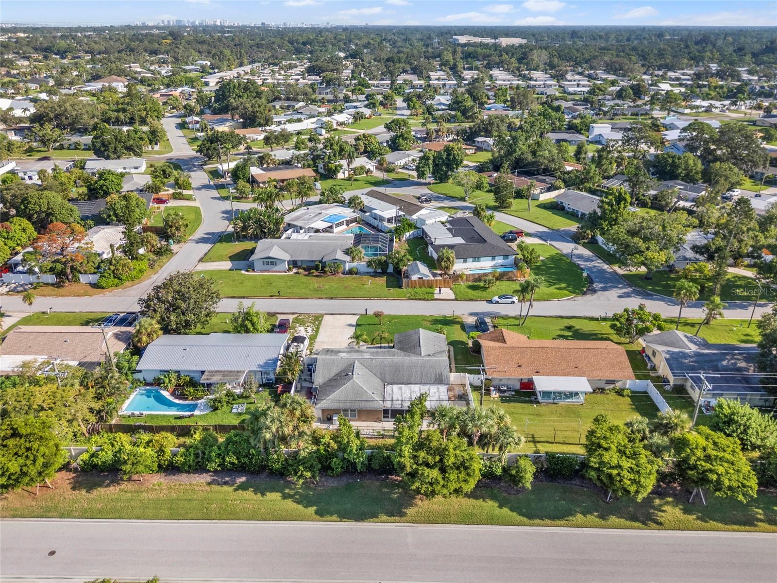 Image 41 of 45 For 2410 Britannia Road