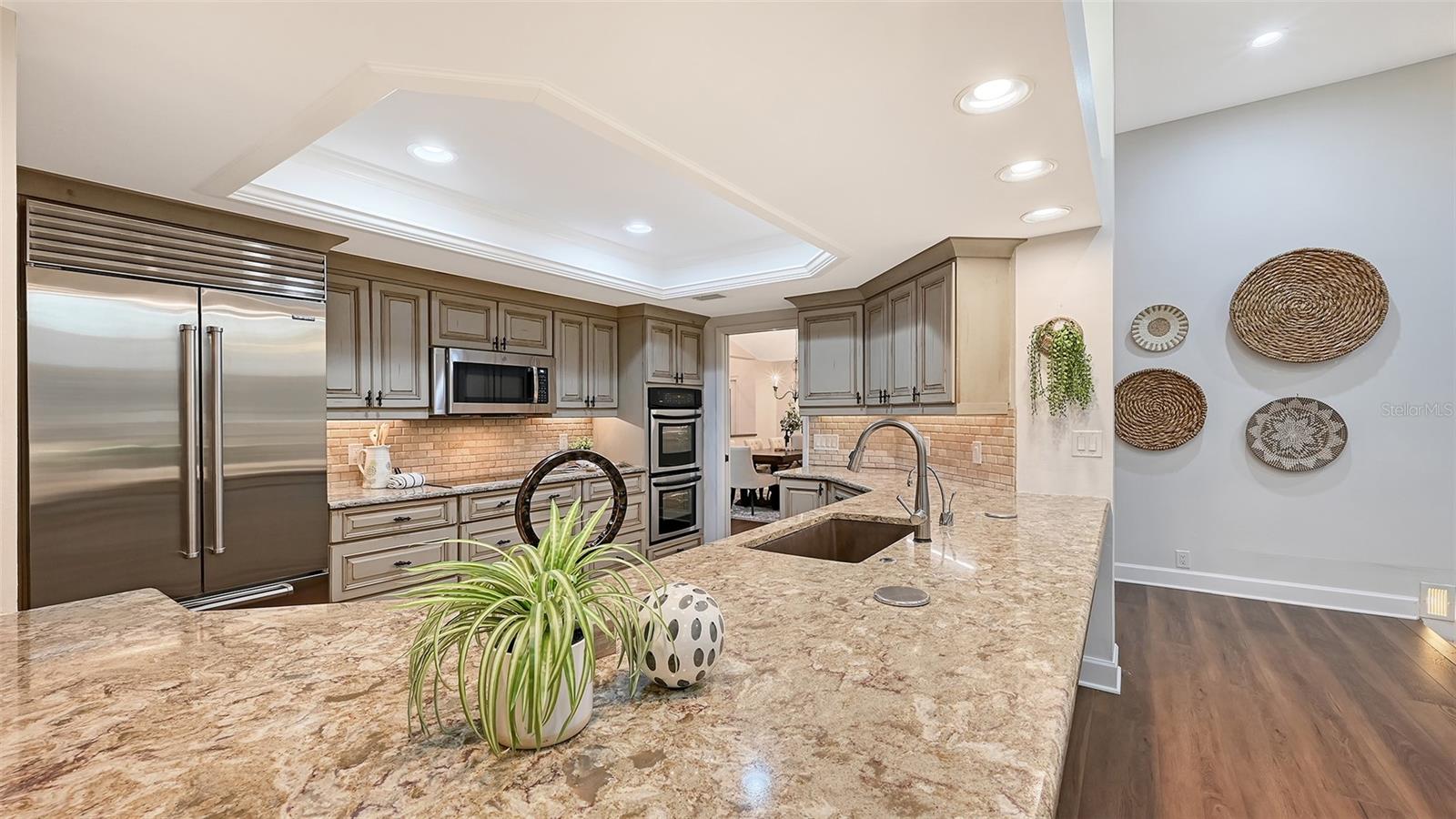 Image 33 of 89 For 7729 Red Cedar Lane