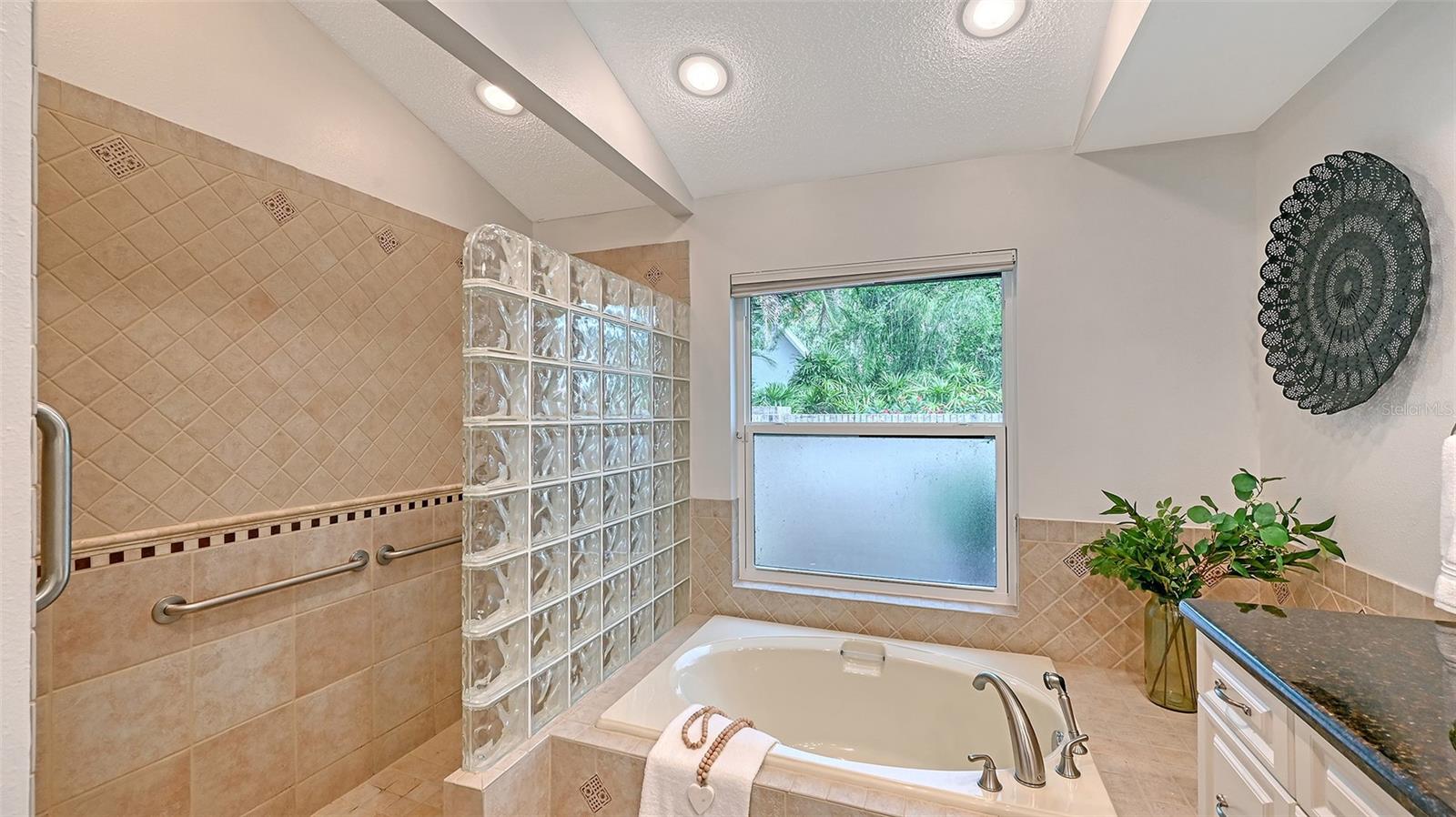 Image 43 of 89 For 7729 Red Cedar Lane