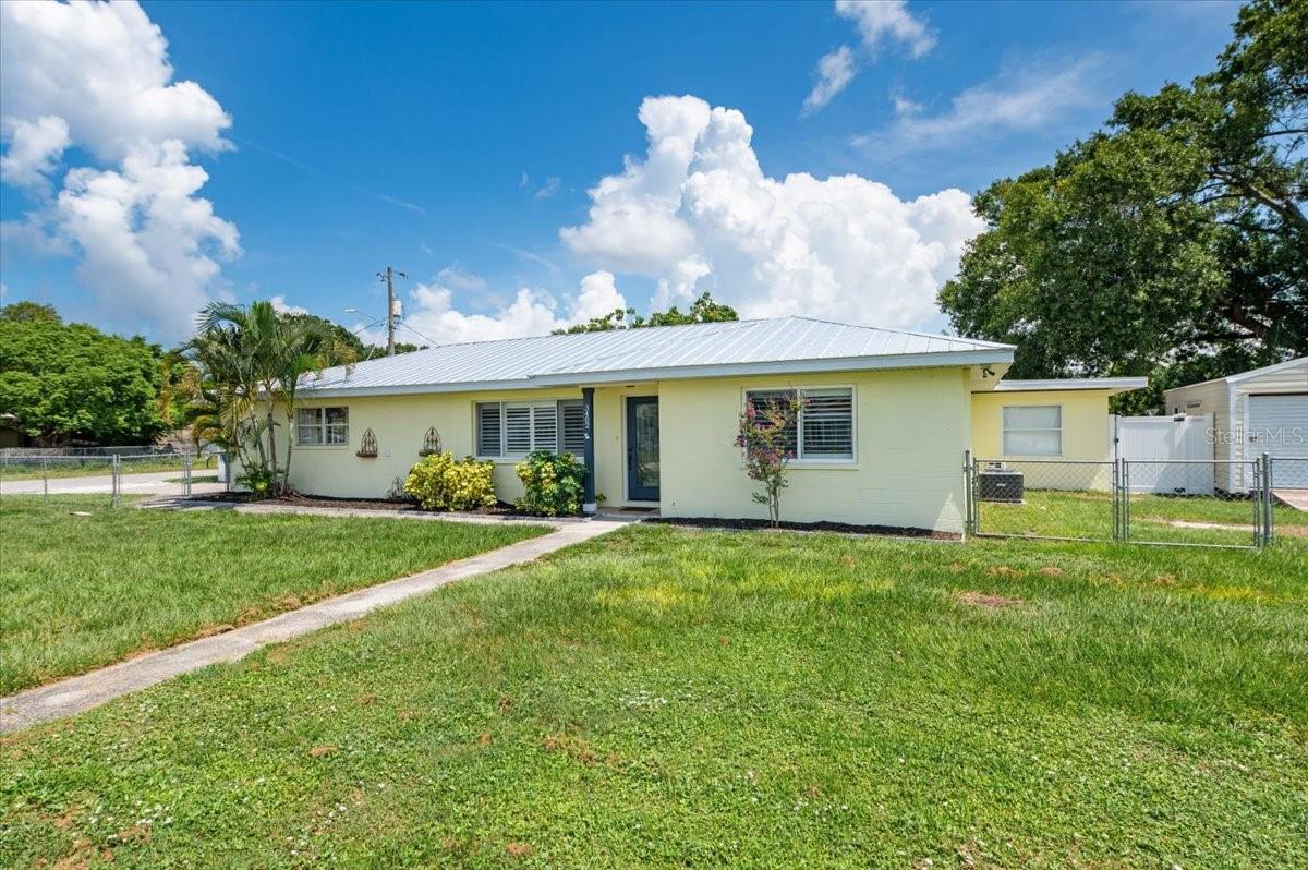 Image 45 of 51 For 3402 15th Avenue W