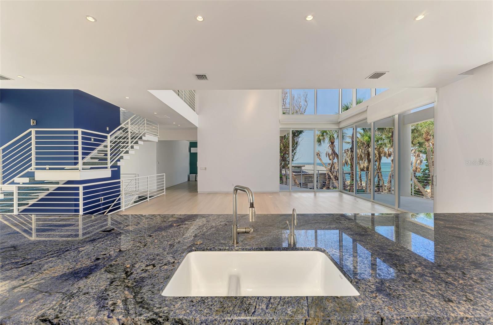 Image 13 of 43 For 7410 Manasota Key Road