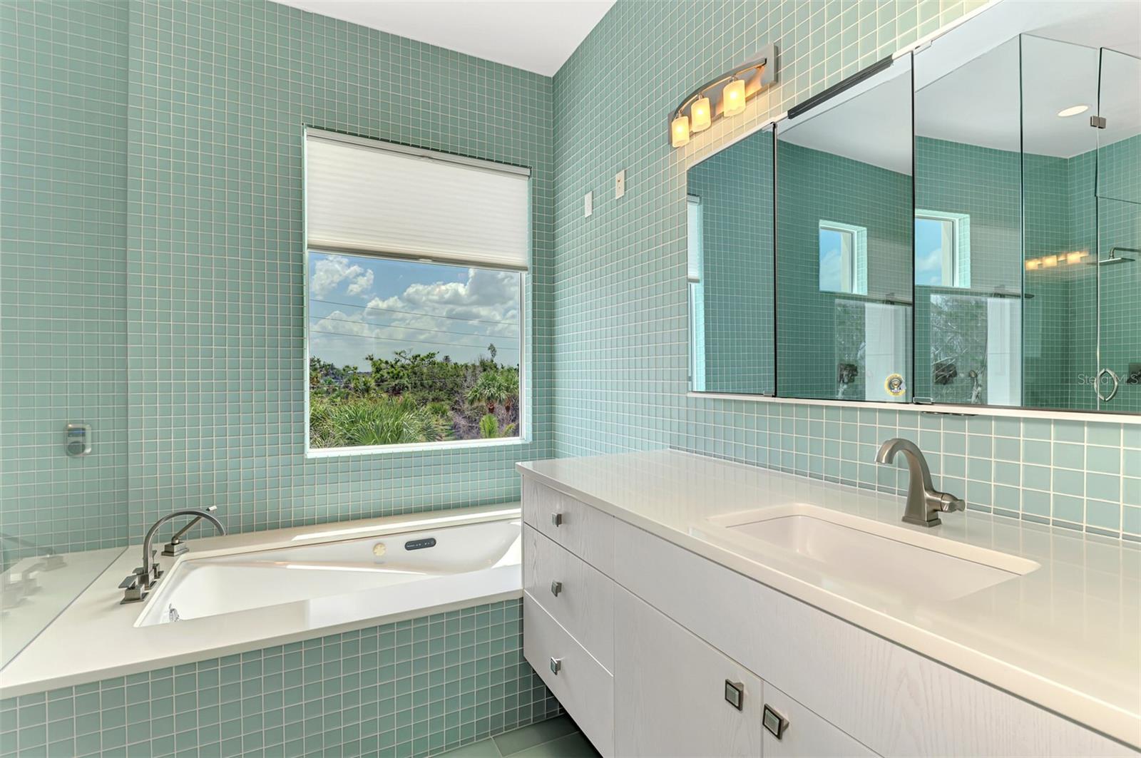 Image 25 of 43 For 7410 Manasota Key Road