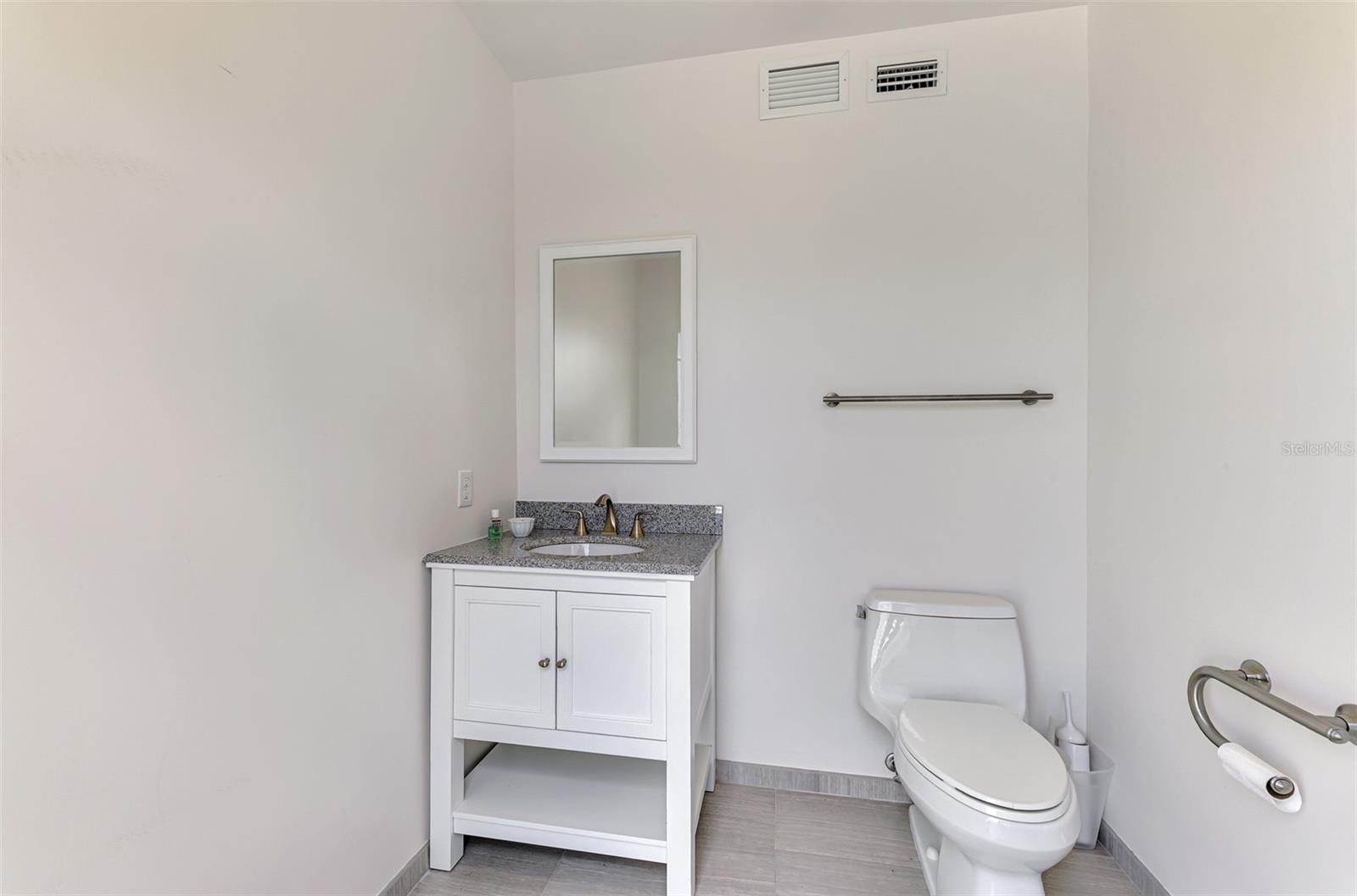 Image 37 of 43 For 7410 Manasota Key Road