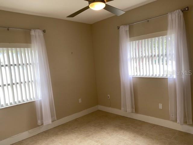 Image 12 of 15 For 5903 Tidewood Avenue 1
