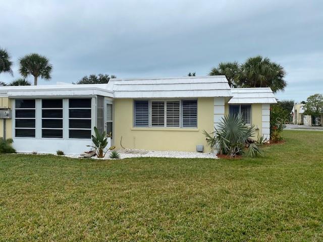 Image 3 of 15 For 5903 Tidewood Avenue 1