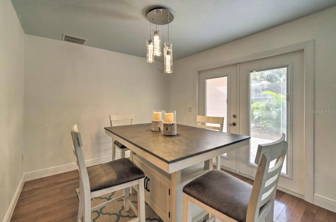 Image 15 of 17 For 1832 Worrington Street