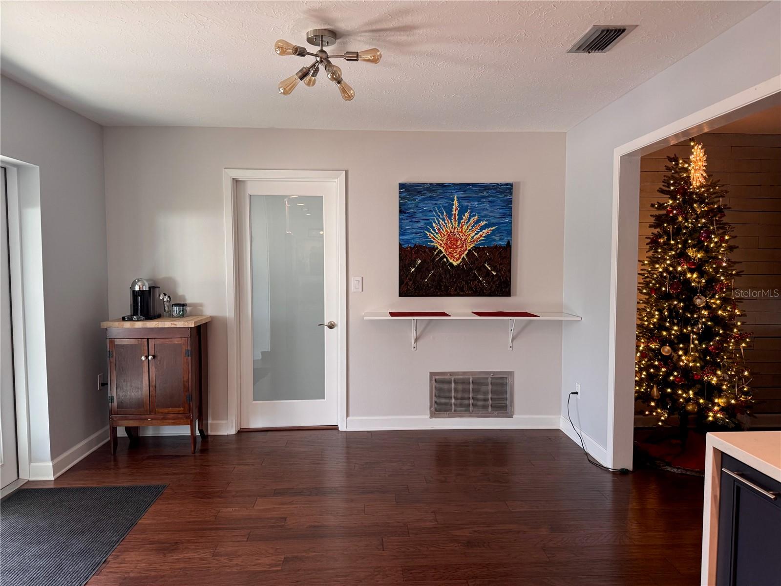 Image 16 of 38 For 2207 51st Street W