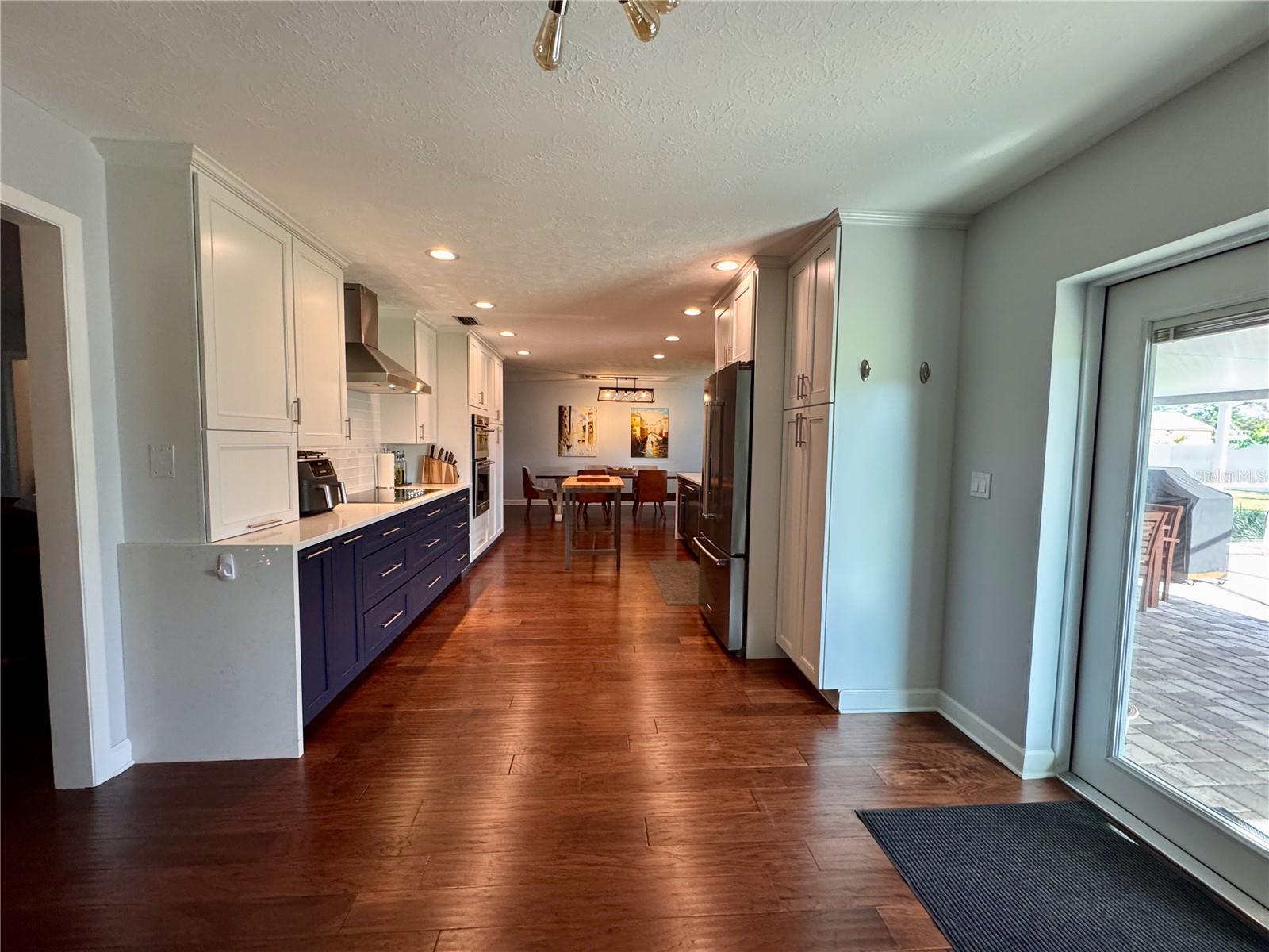 Image 17 of 38 For 2207 51st Street W