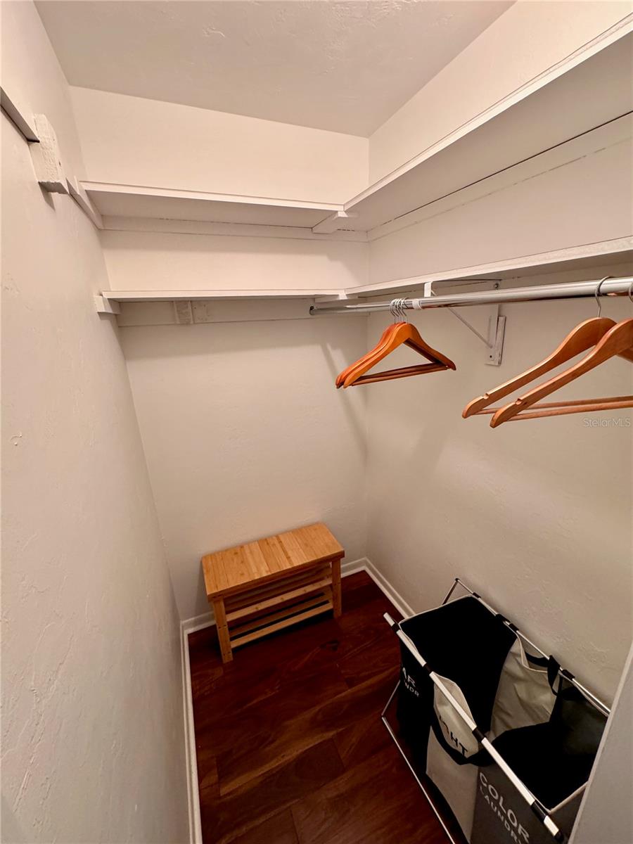 Image 21 of 38 For 2207 51st Street W