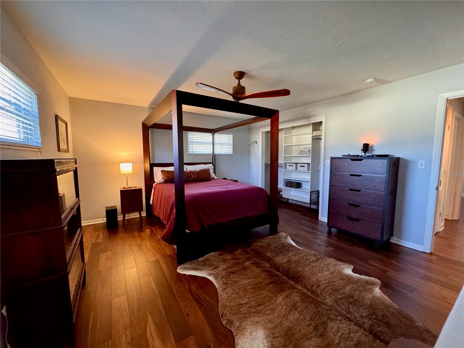 Image 27 of 38 For 2207 51st Street W