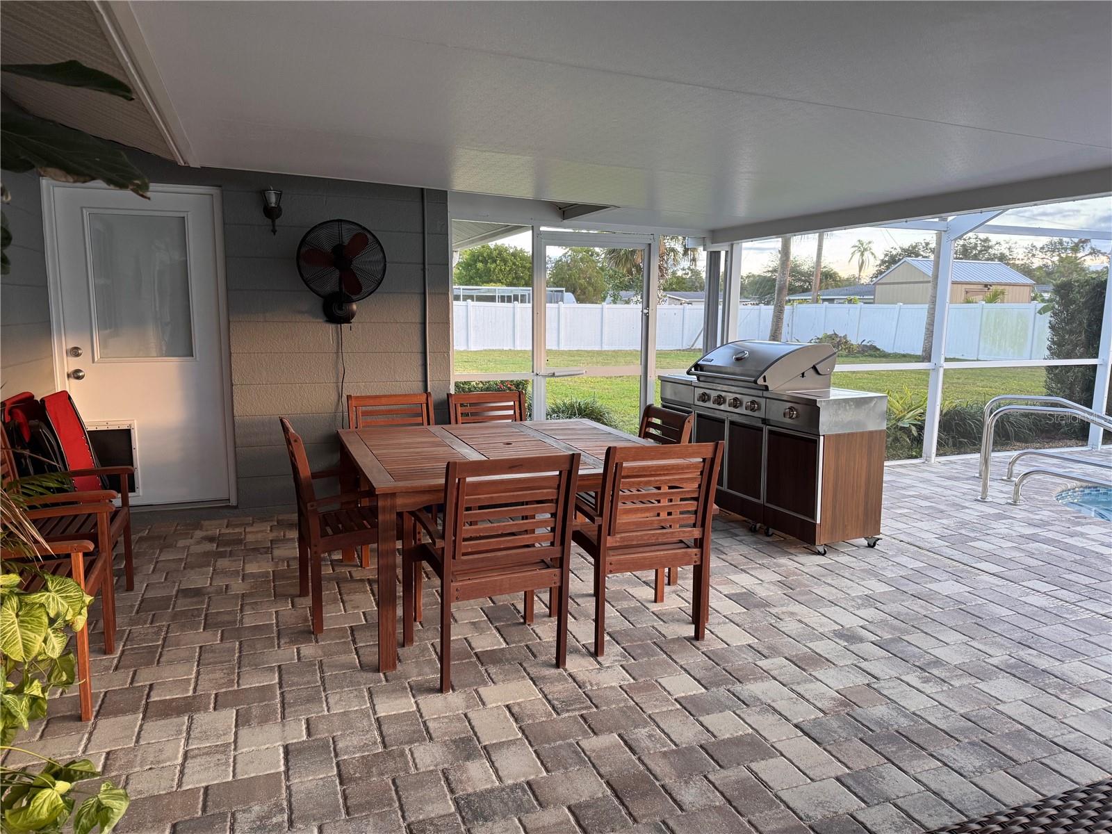 Image 29 of 38 For 2207 51st Street W
