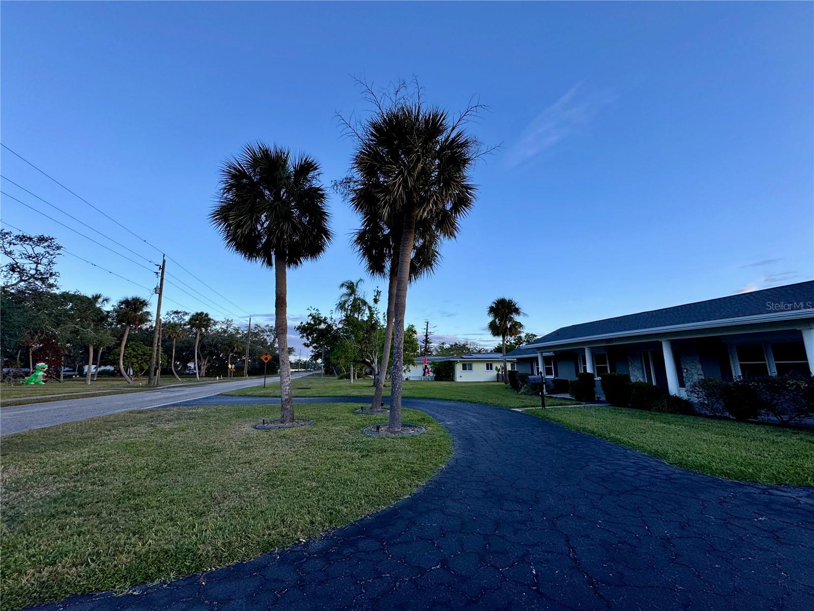 Image 3 of 38 For 2207 51st Street W
