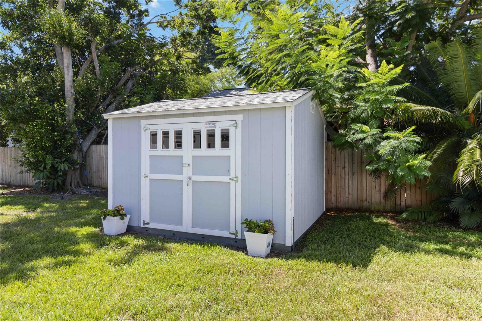 Image 53 of 67 For 2707 17th Avenue W
