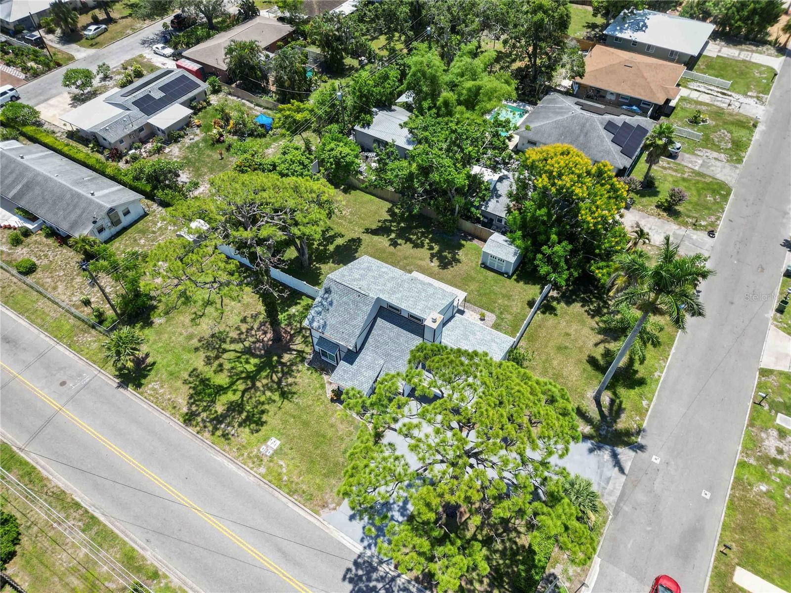 Image 61 of 67 For 2707 17th Avenue W