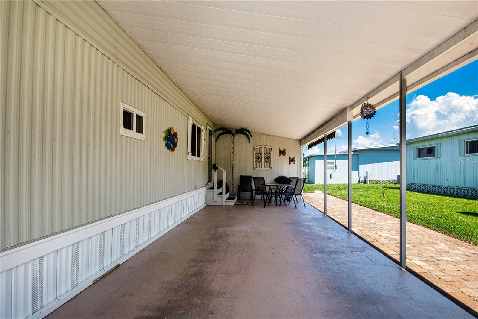 Image 11 of 54 For 420 49th Street E 176
