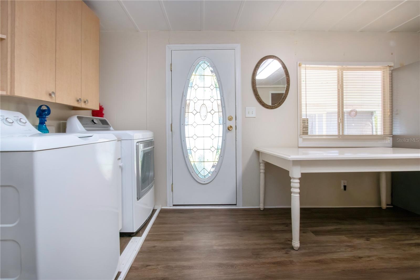 Image 13 of 54 For 420 49th Street E 176
