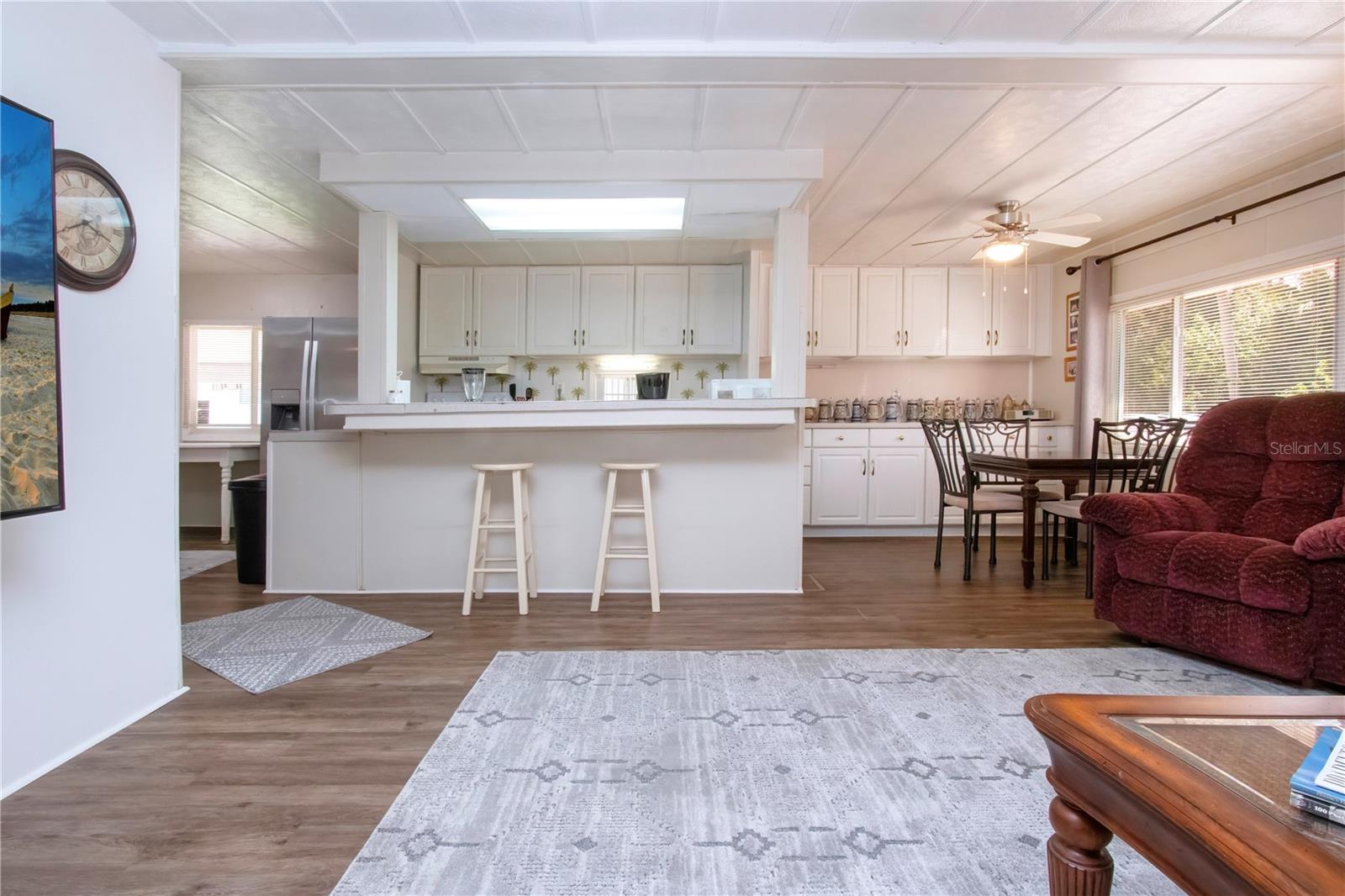 Image 21 of 54 For 420 49th Street E 176