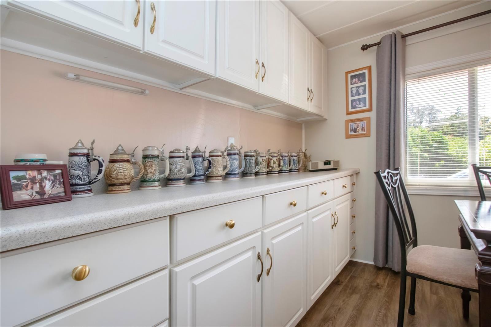 Image 27 of 54 For 420 49th Street E 176