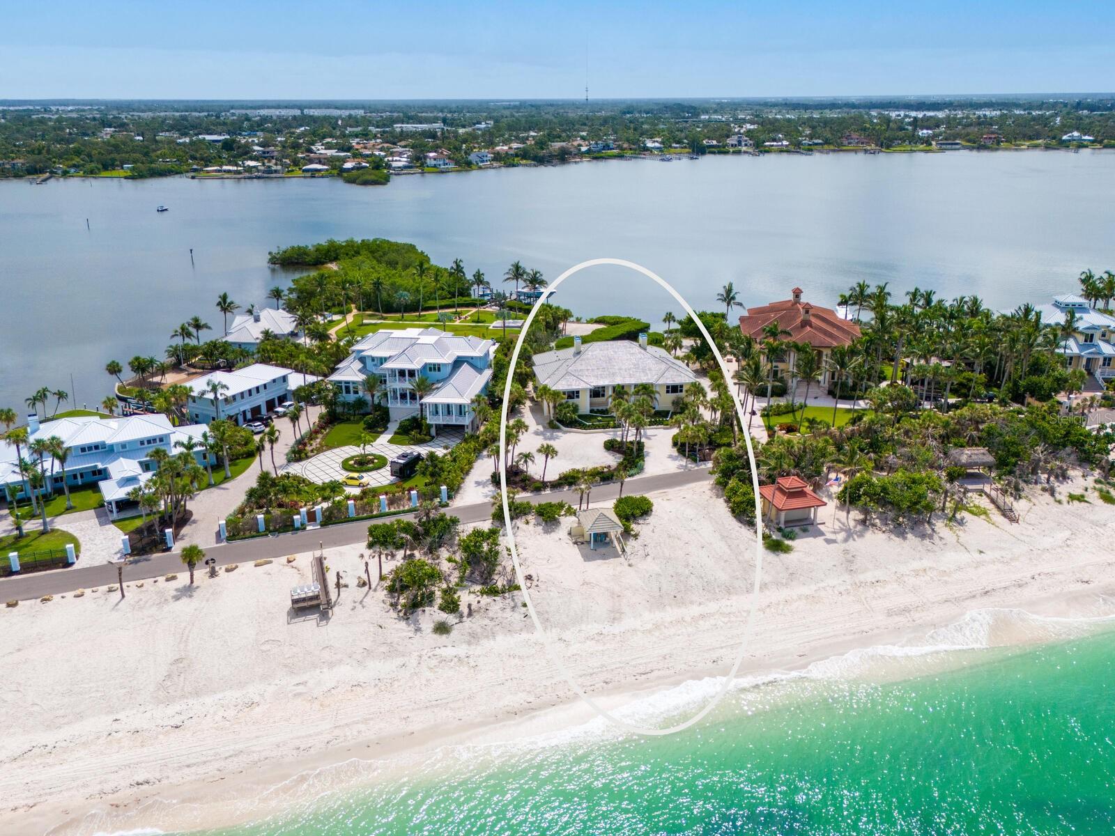 Image 3 of 60 For 1822 Casey Key Road