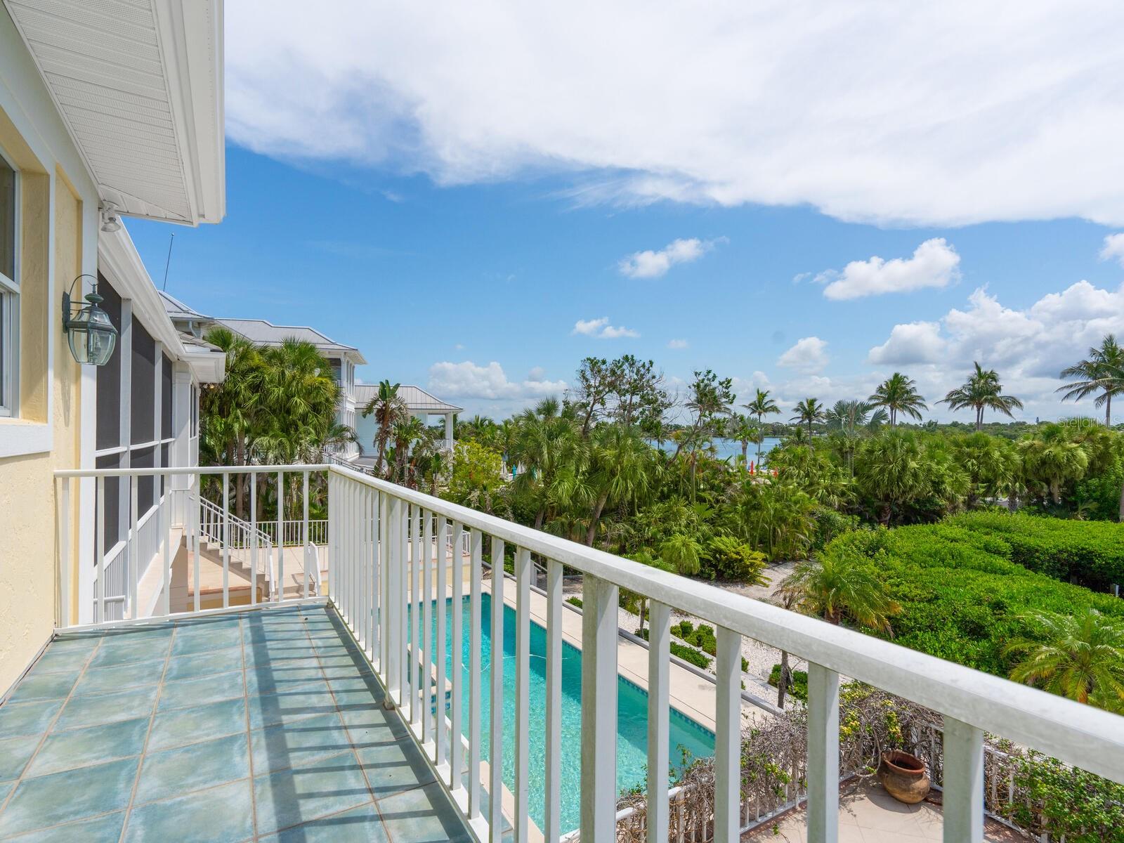 Image 36 of 60 For 1822 Casey Key Road