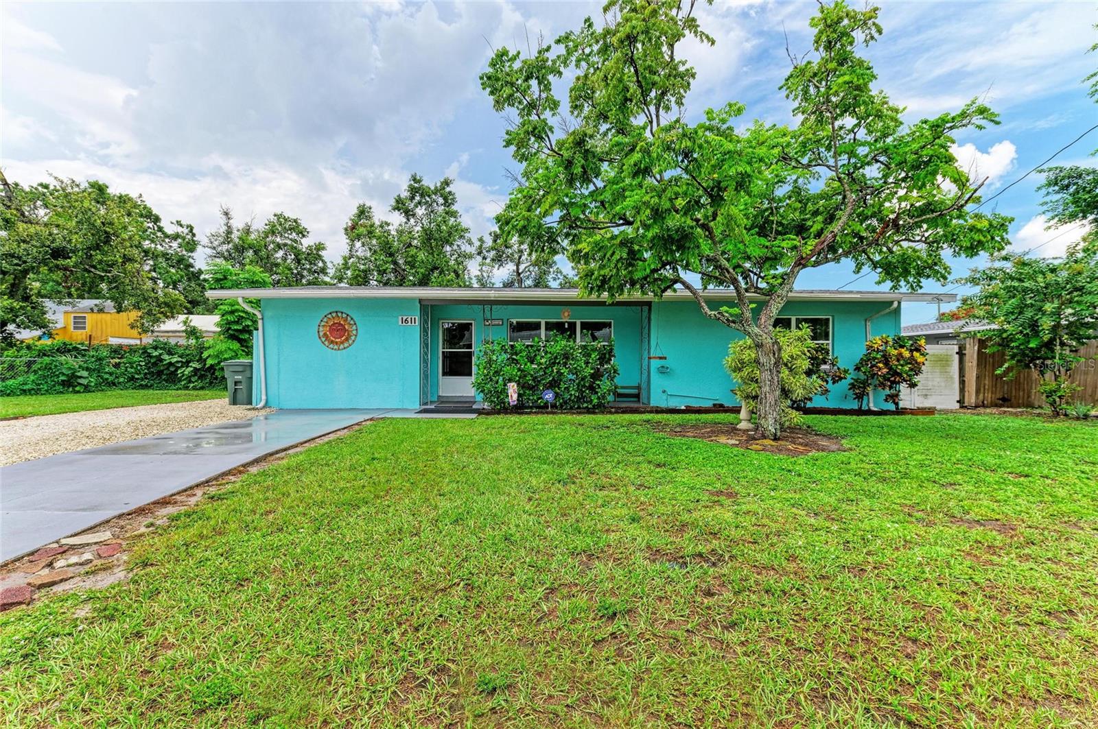 Details for 1611 15th Avenue W, BRADENTON, FL 34205